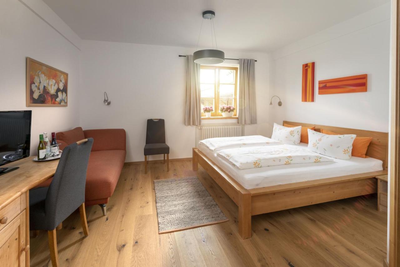 Pension Bernhardhof Otterfing Esterno foto