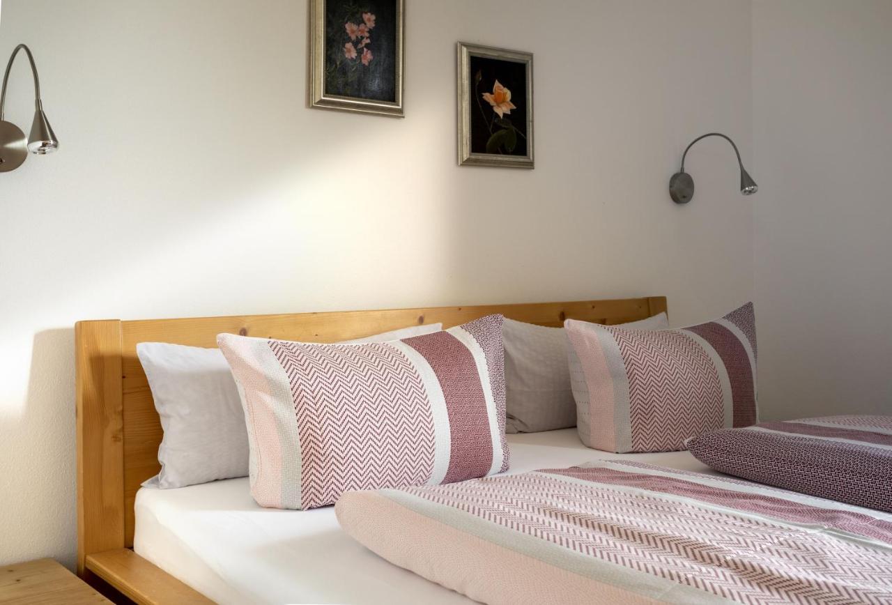 Pension Bernhardhof Otterfing Esterno foto